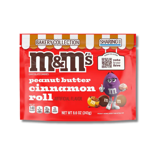 M&M'S Bakery Collection Share Bag - Peanut Butter Cinnamon Roll
